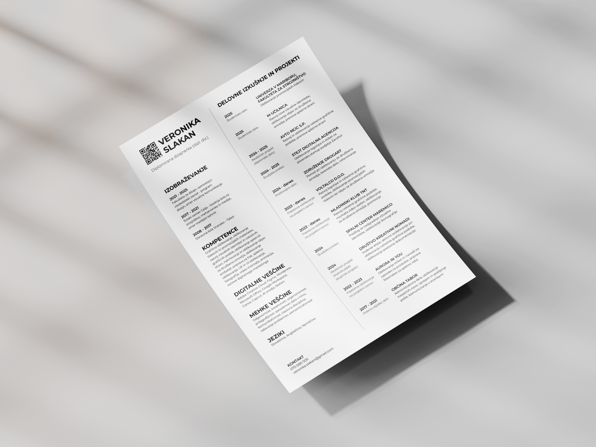 Življenjepis (CV) - izkušnje, kompetence, izobrazba, jeziki